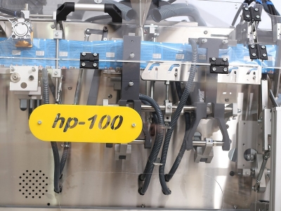 Full Automatic Liquid Filling Machine